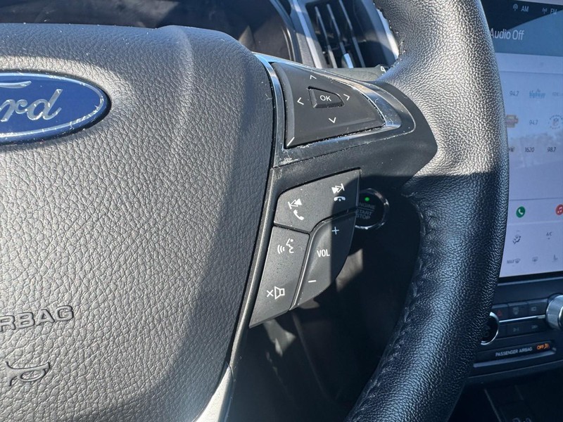 Ford Edge Vehicle Image 13