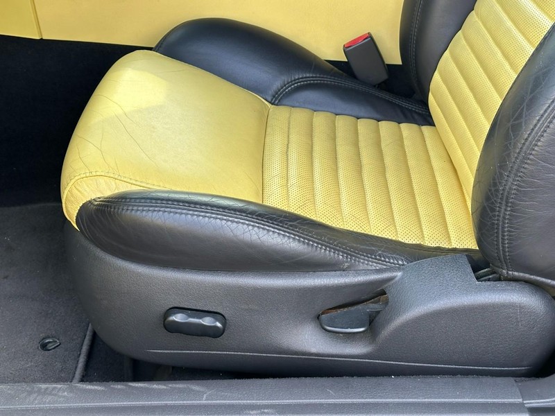 Ford Thunderbird Vehicle Image 13
