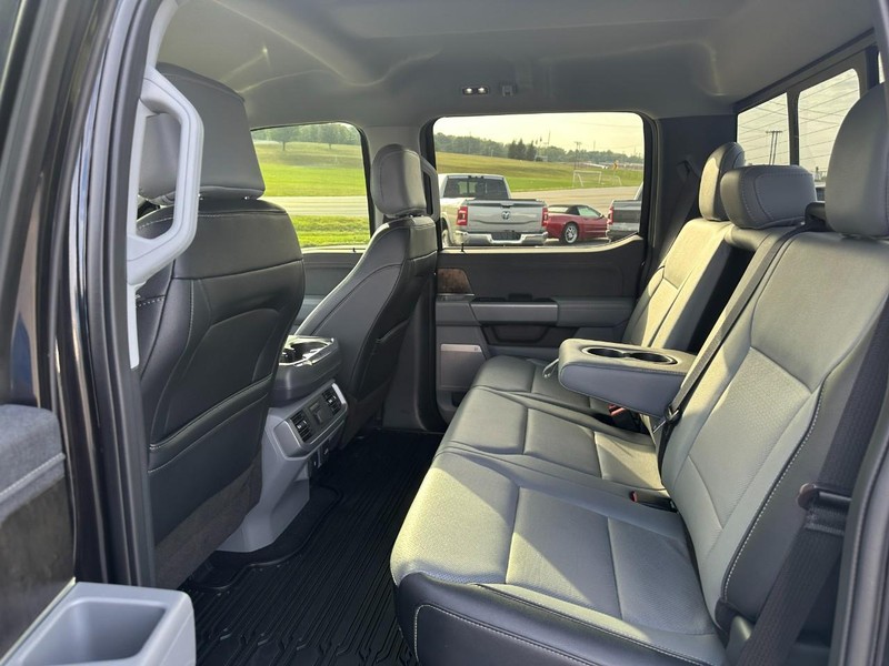 Ford F-150 Vehicle Image 10