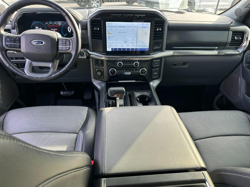 Ford F-150 Vehicle Image 11