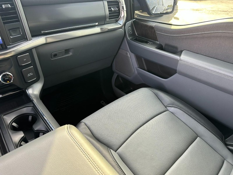Ford F-150 Vehicle Image 15