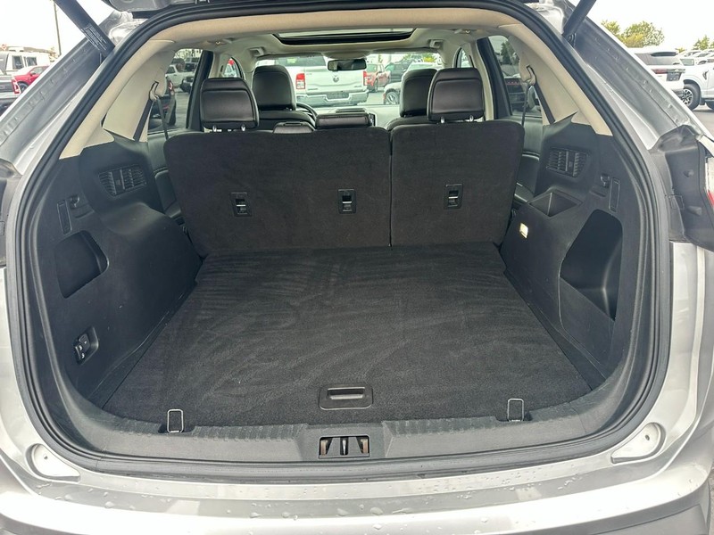 Ford Edge Vehicle Image 05