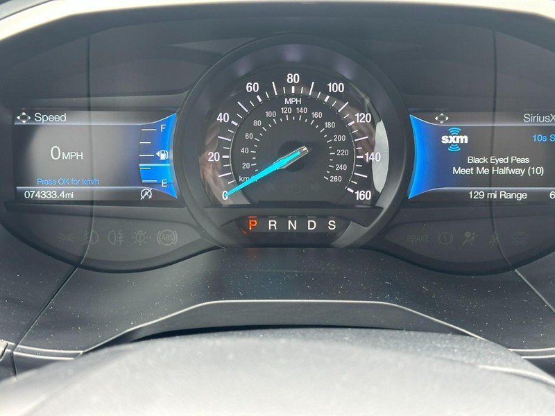 Ford Edge Vehicle Image 22