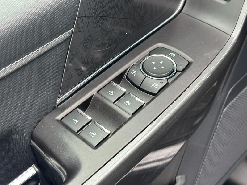 Ford F-150 Vehicle Image 16