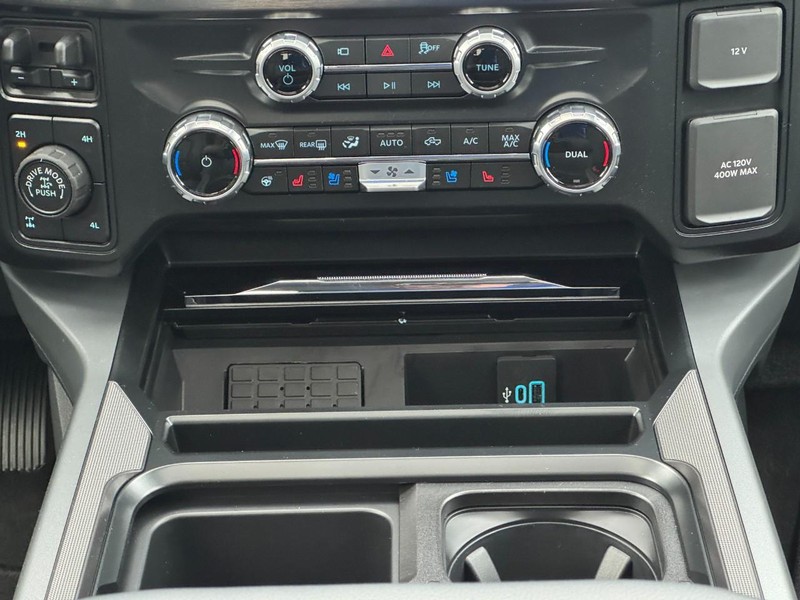 Ford Super Duty F-250 SRW Vehicle Image 10