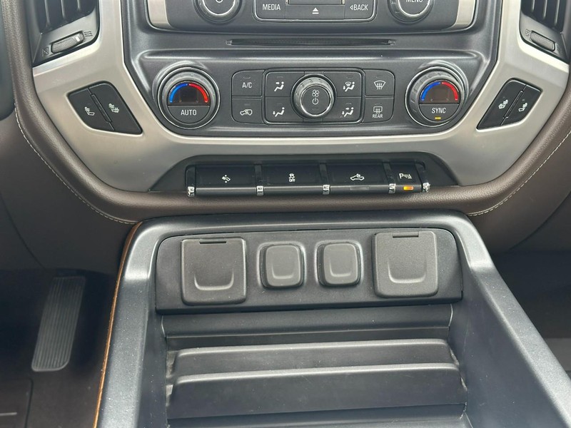 GMC Sierra 1500 Vehicle Image 15