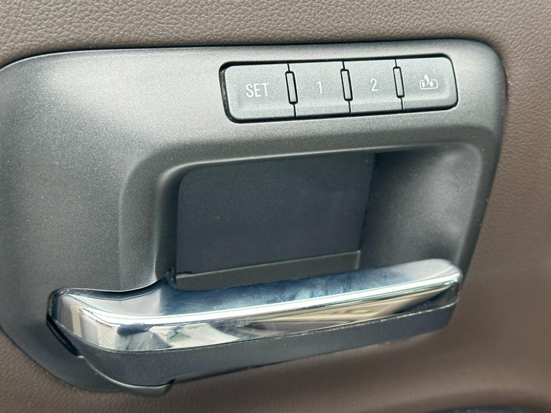 GMC Sierra 1500 Vehicle Image 18