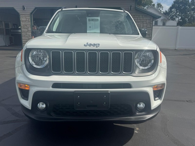 Jeep Renegade Vehicle Image 06