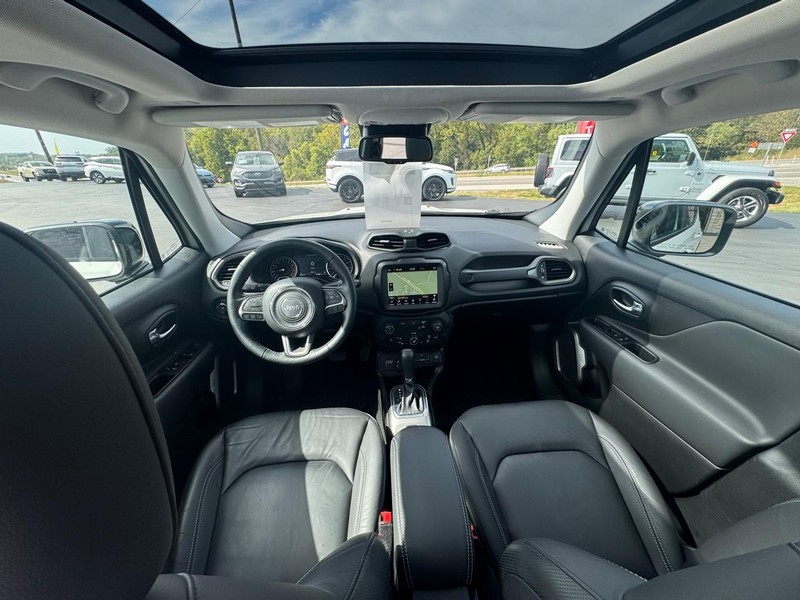 Jeep Renegade Vehicle Image 09