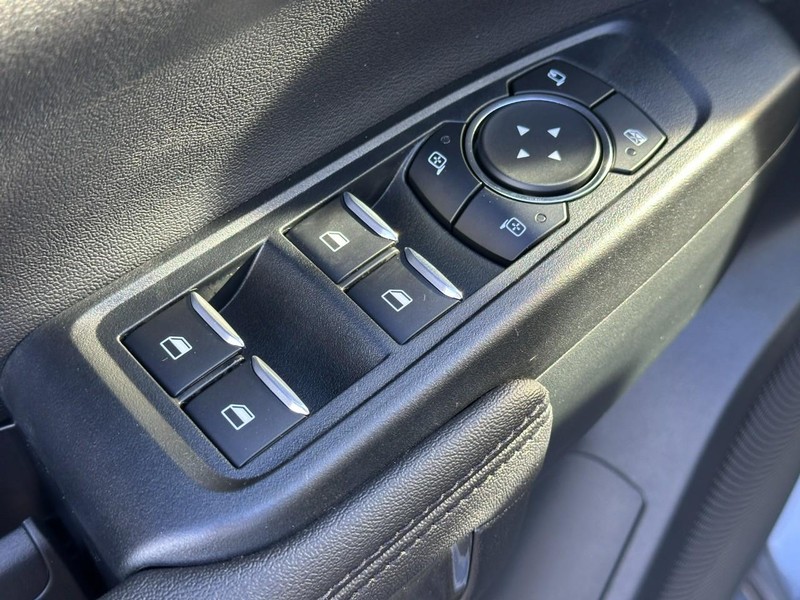 Ford Ranger Vehicle Image 09