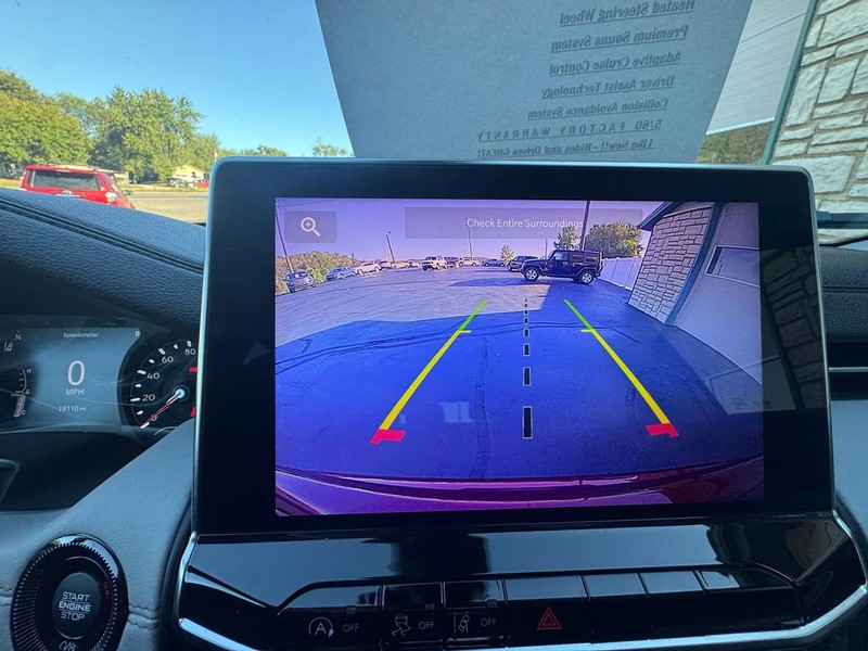 Jeep Compass Vehicle Image 20