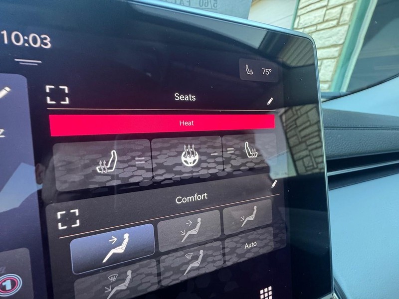 Jeep Compass Vehicle Image 21