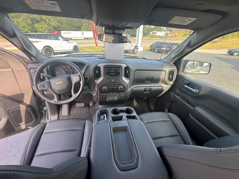 Chevrolet Silverado 1500 Vehicle Image 10