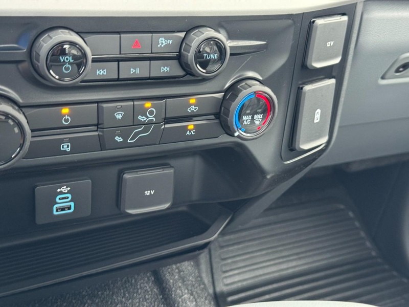 Ford Super Duty F-250 SRW Vehicle Image 15