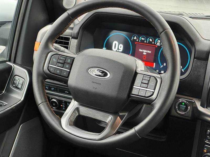 Ford F-150 Vehicle Image 12