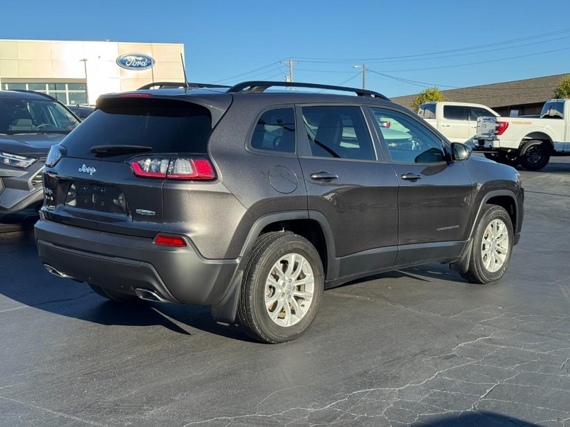 Jeep Cherokee Vehicle Image 03