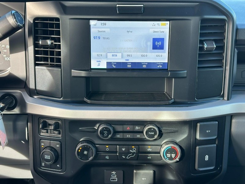 Ford Super Duty F-250 SRW Vehicle Image 07