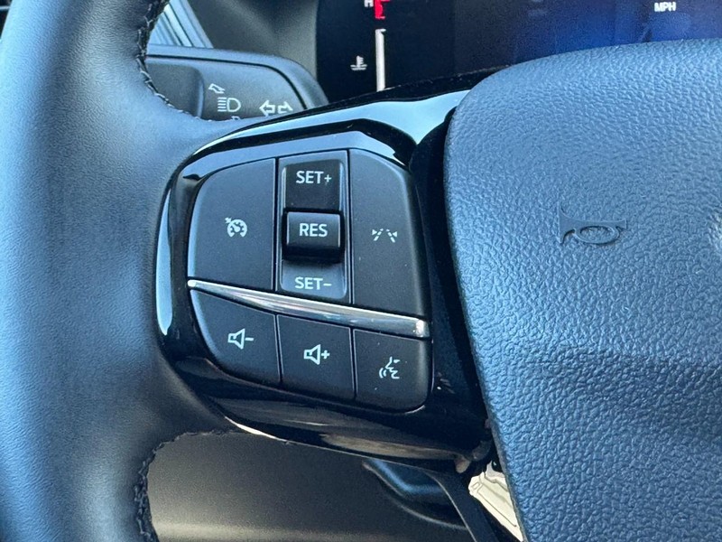 Ford Escape Vehicle Image 12