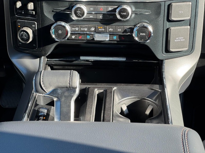 Ford F-150 Vehicle Image 10