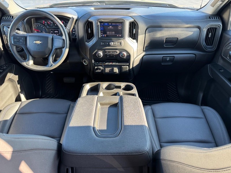 Chevrolet Silverado 1500 Vehicle Image 11