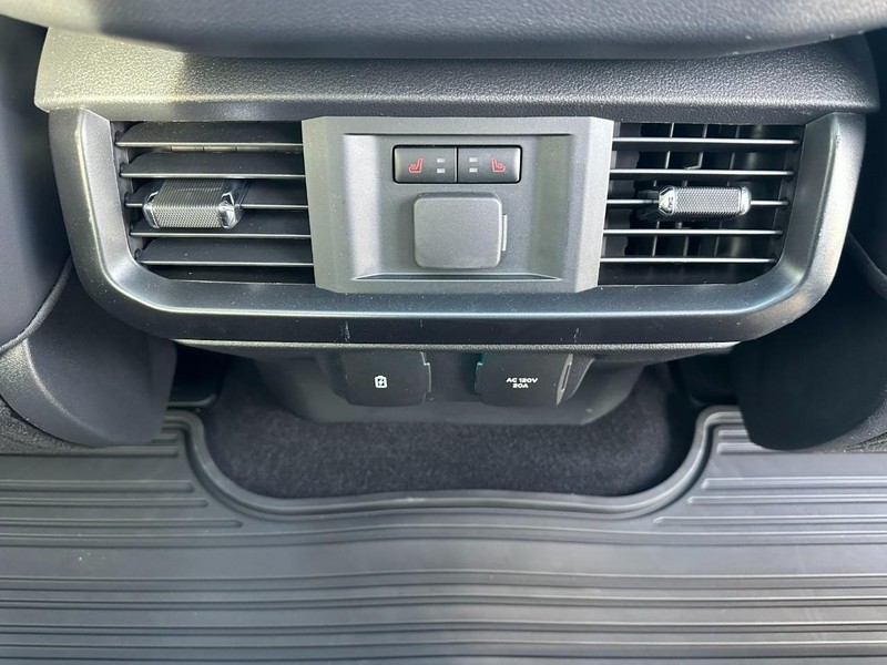 Ford F-150 Vehicle Image 05