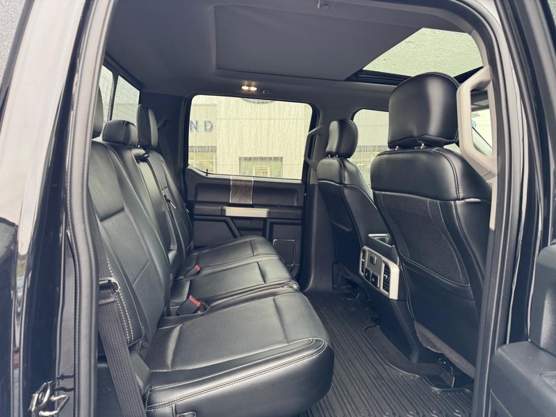 Ford Super Duty F-250 SRW Vehicle Image 10