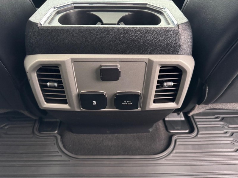 Ford Super Duty F-250 SRW Vehicle Image 16