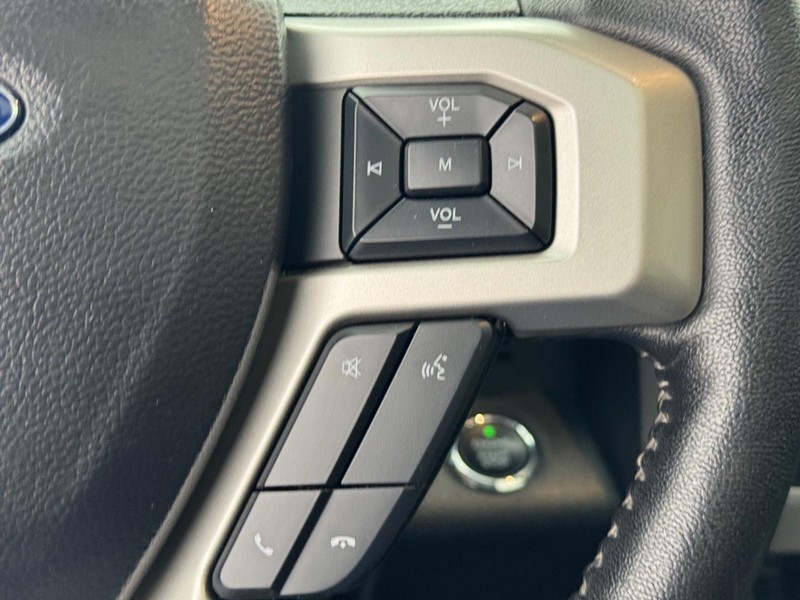 Ford Super Duty F-250 SRW Vehicle Image 20