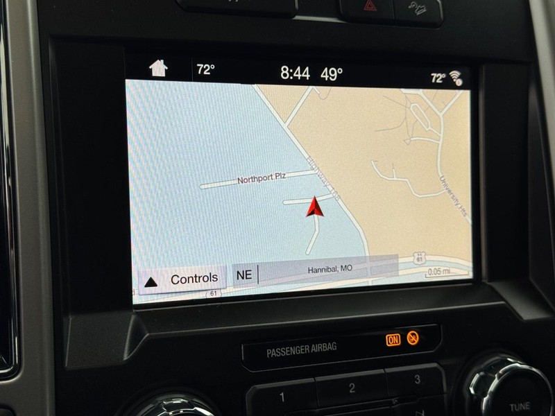 Ford Super Duty F-250 SRW Vehicle Image 22