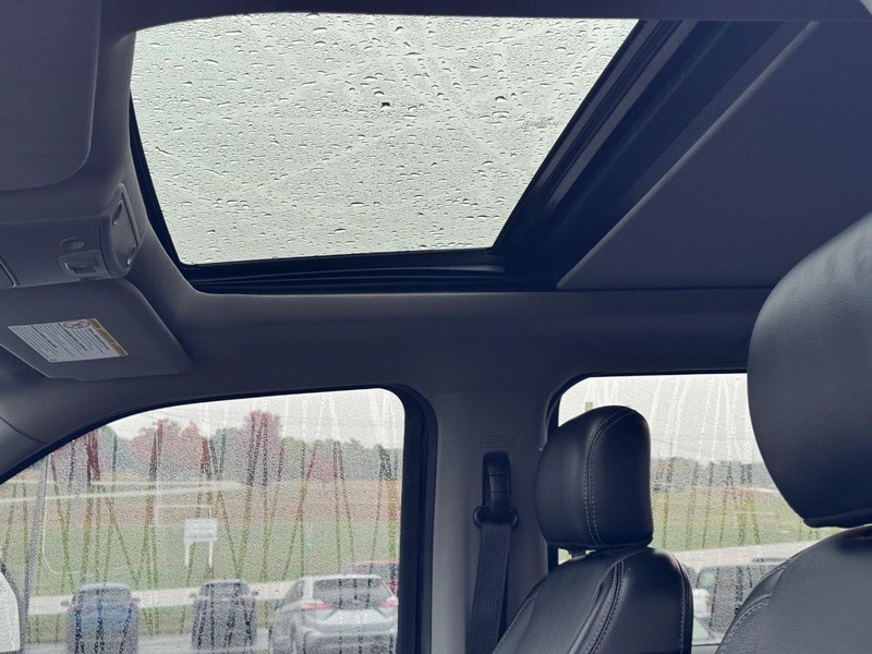 Ford Super Duty F-250 SRW Vehicle Image 27