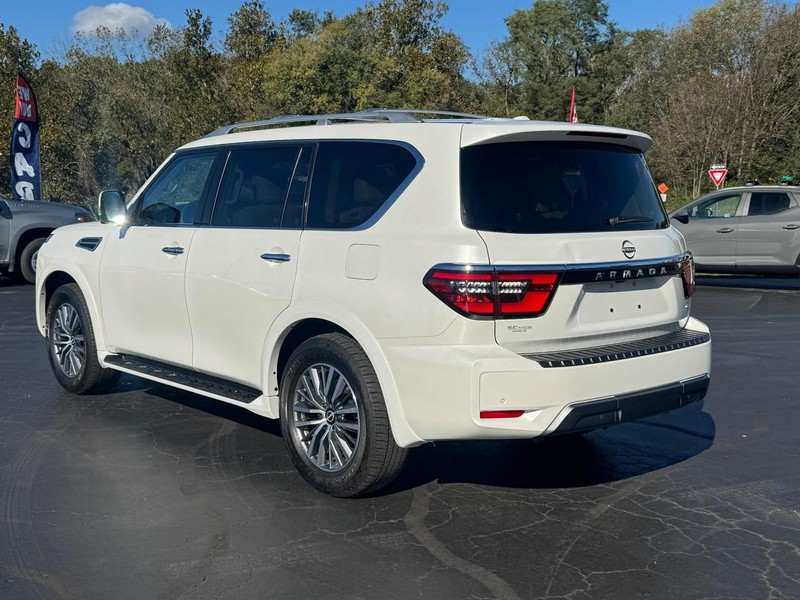 Nissan Armada Vehicle Image 03