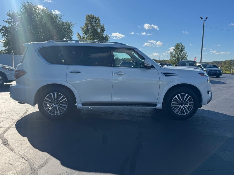 Nissan Armada Vehicle Image 05