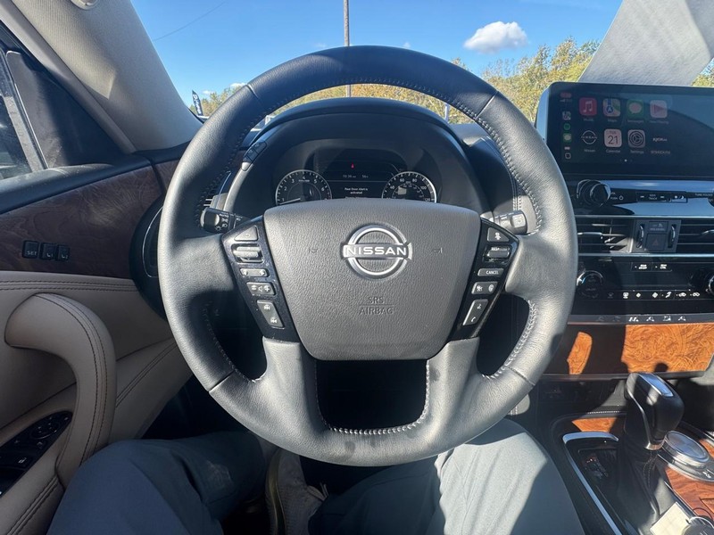 Nissan Armada Vehicle Image 20