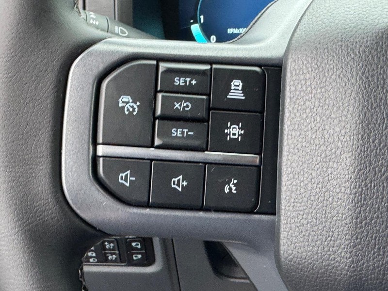 Ford F-150 Vehicle Image 14