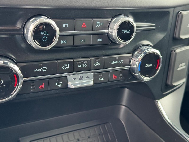 Ford F-150 Vehicle Image 17