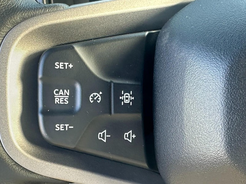 Ford Bronco Vehicle Image 10