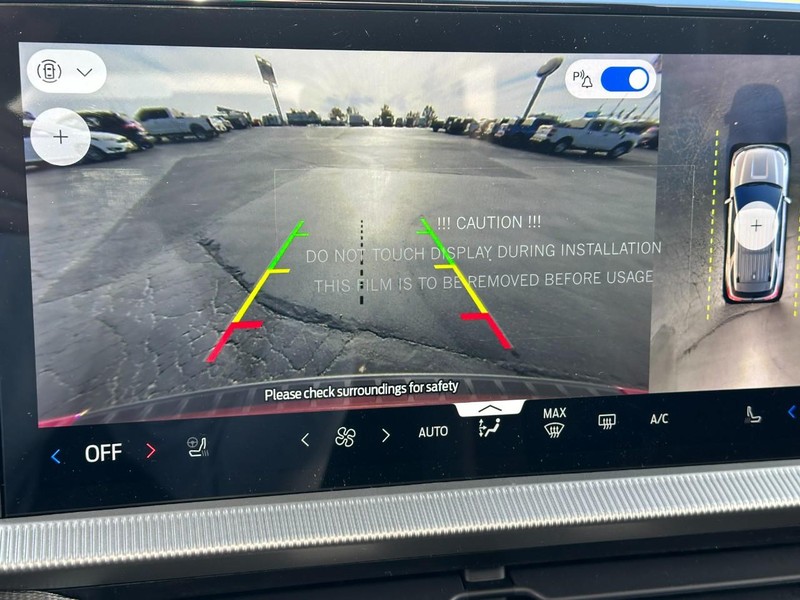 Ford Explorer Vehicle Image 17