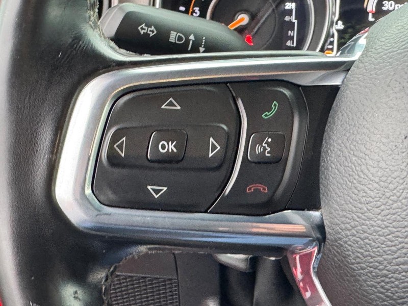 Jeep Gladiator Vehicle Image 17