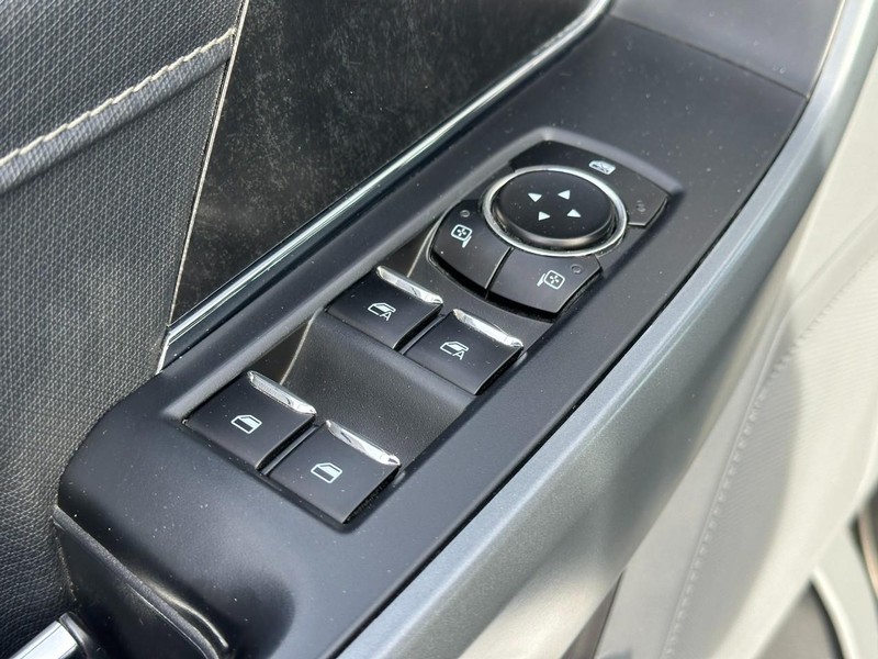 Ford F-150 Vehicle Image 16