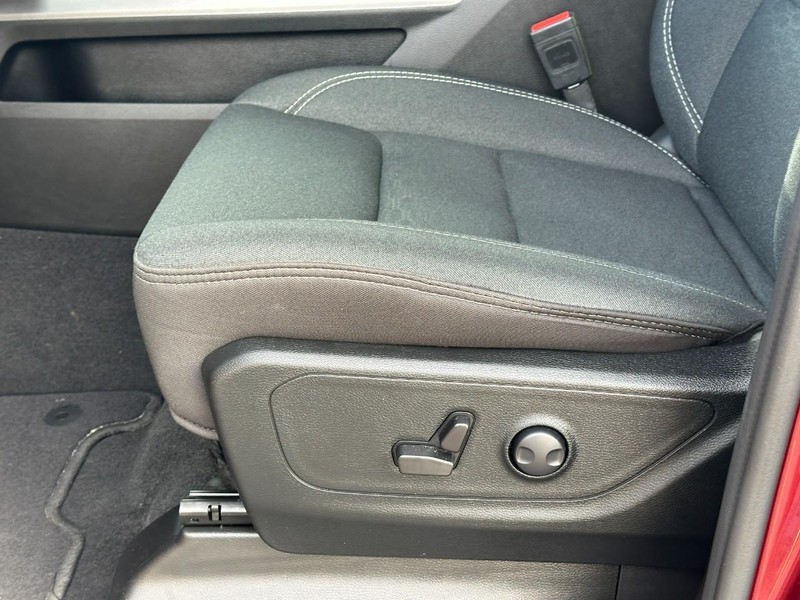 Ram 1500 Vehicle Image 17