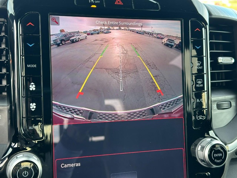 Ram 1500 Vehicle Image 22