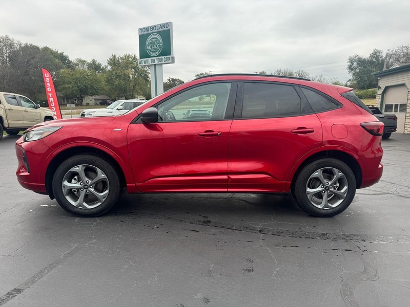 Ford Escape Vehicle Image 03