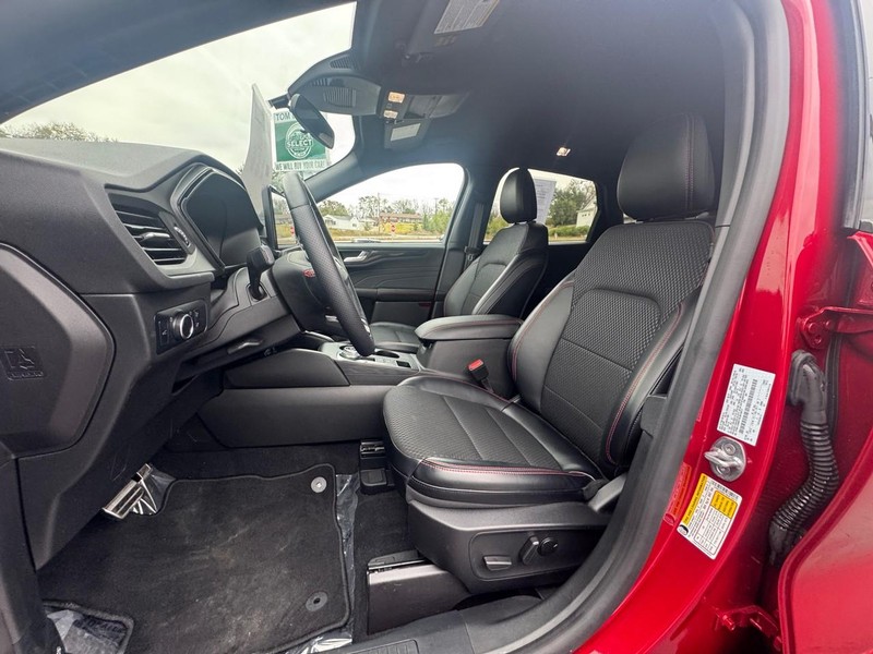 Ford Escape Vehicle Image 09