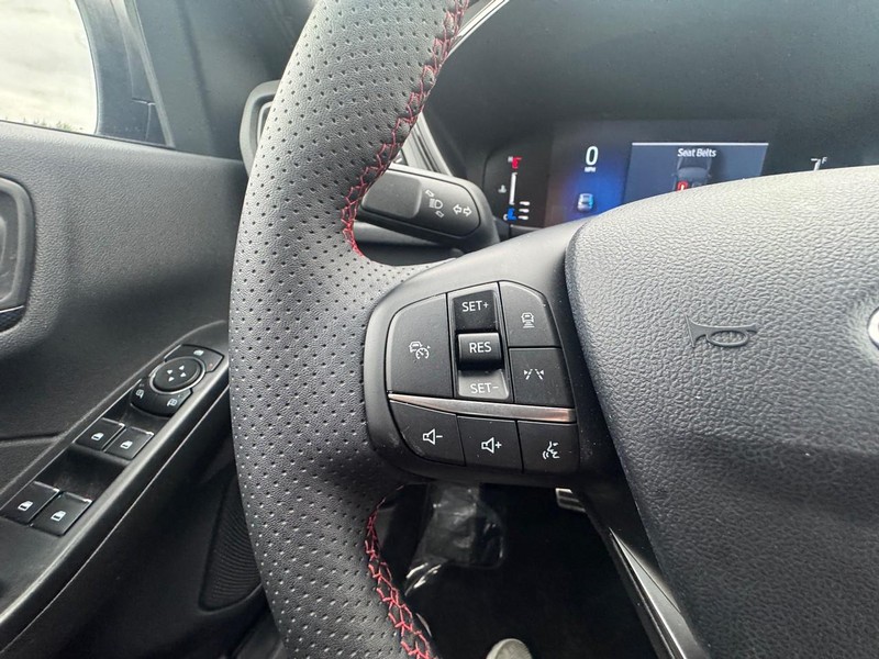 Ford Escape Vehicle Image 15