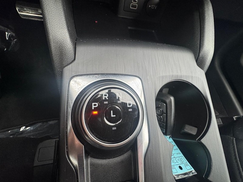 Ford Escape Vehicle Image 22