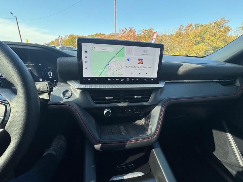 Ford Explorer Vehicle Image 20