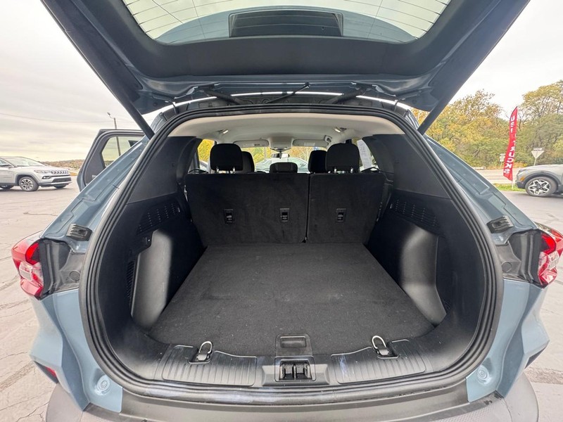 Ford Escape Vehicle Image 11