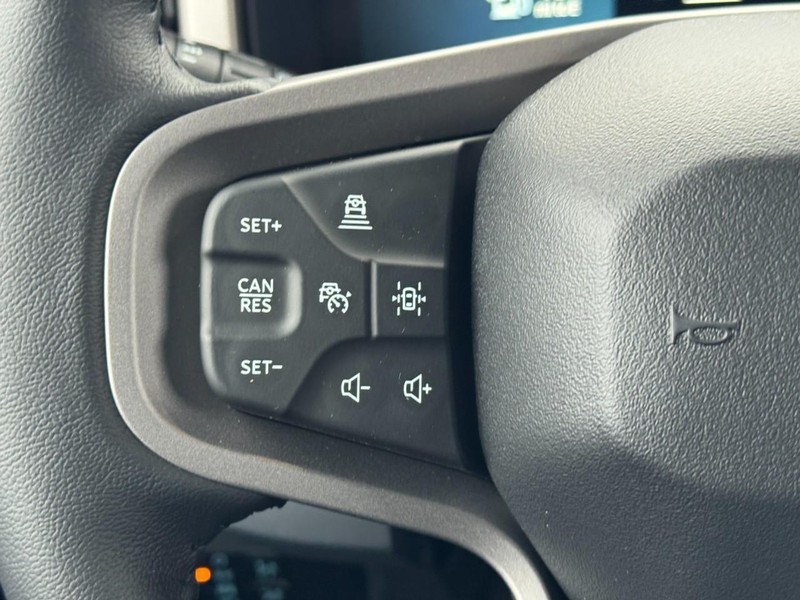 Ford Bronco Vehicle Image 13