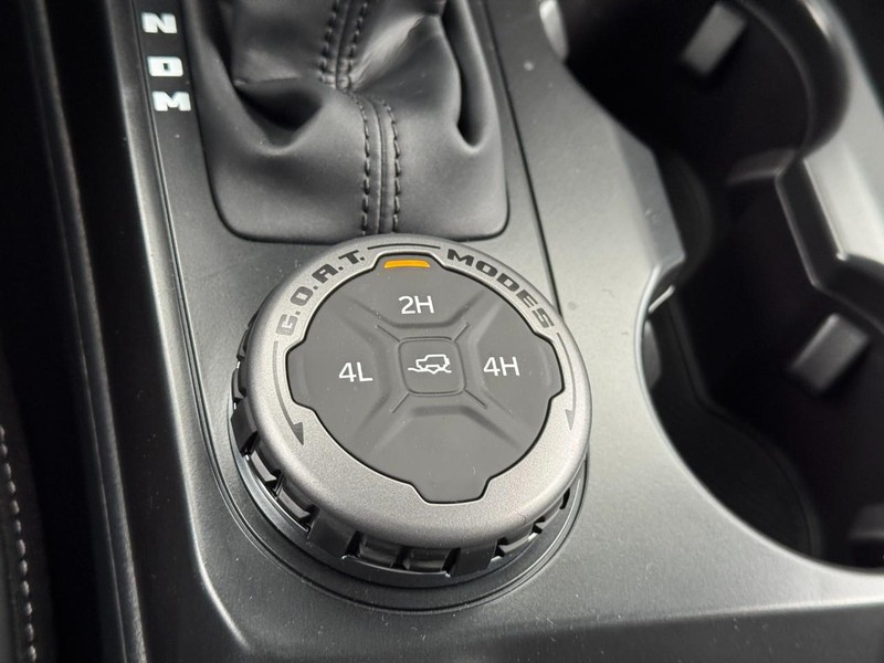 Ford Bronco Vehicle Image 18