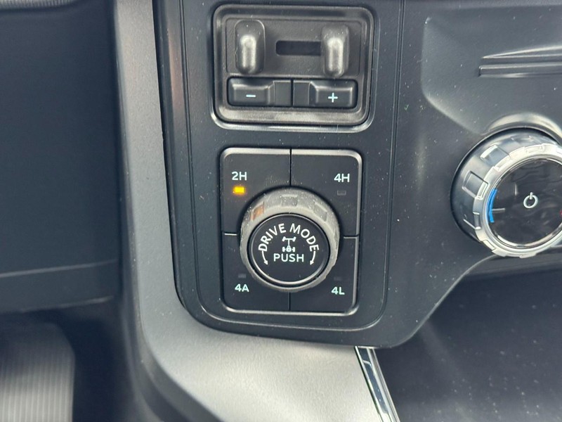 Ford F-150 Vehicle Image 17